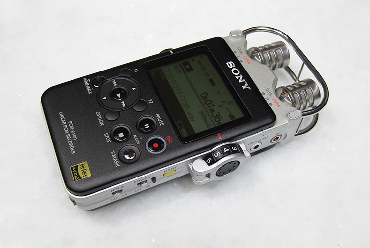 Sony PCM-D100 front